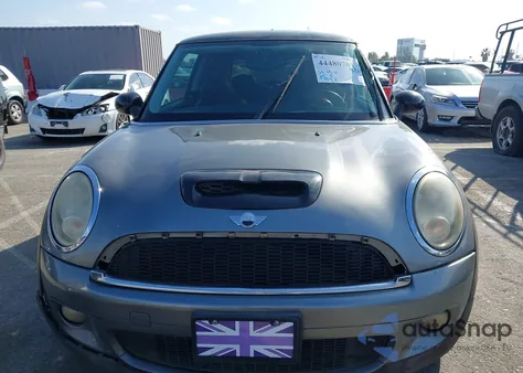 2009 Mini Cooper S z USA, uszkodzony, nr VIN WMWMF73559TW80700